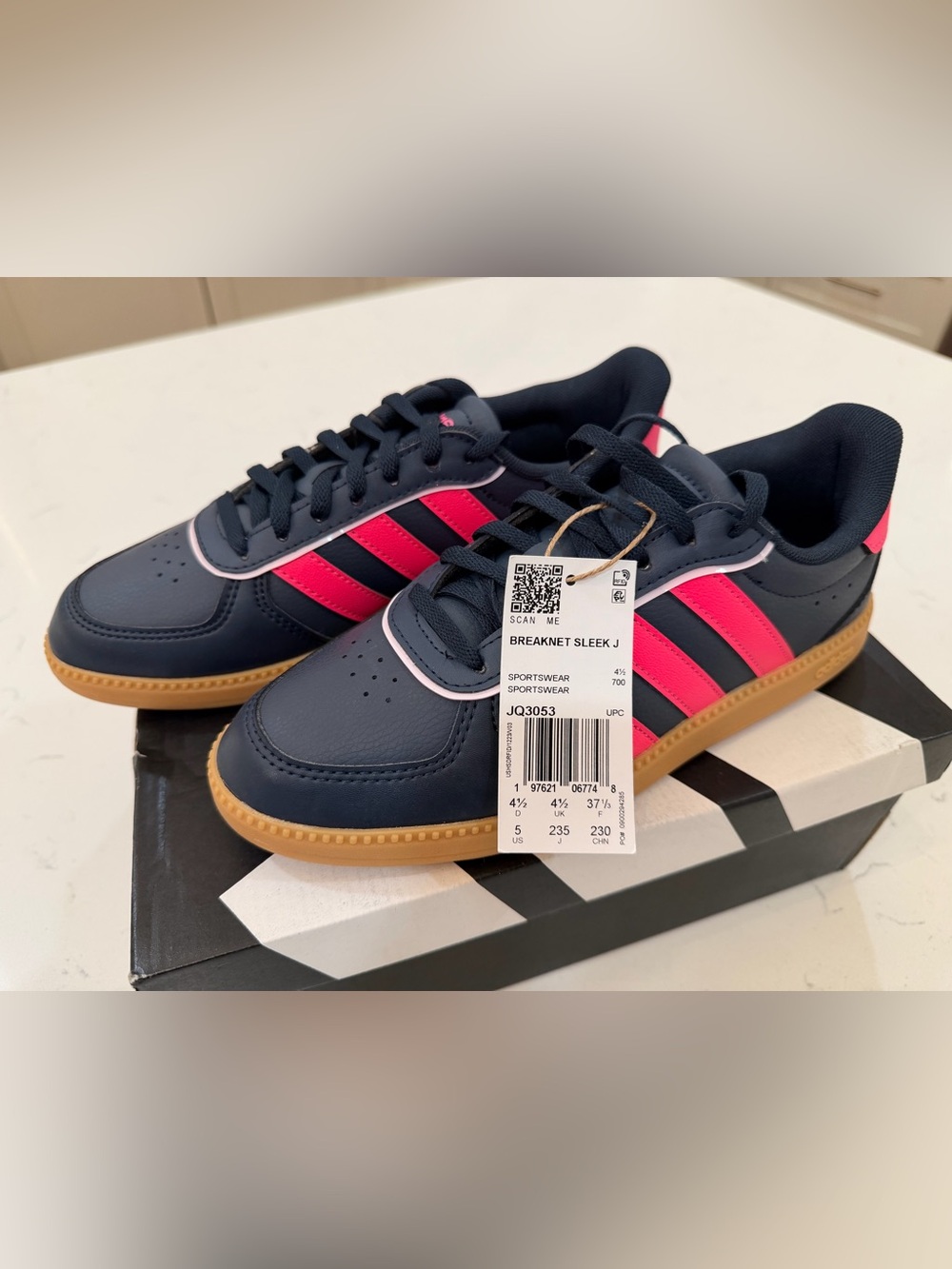 adidas Kids Breaknet Sleek J Navy and Pink Sneakers-5Y NWT